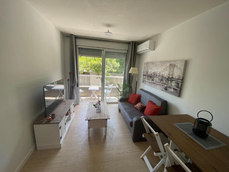 Tres Cruces area, terrace and garage - B&B Montevideo