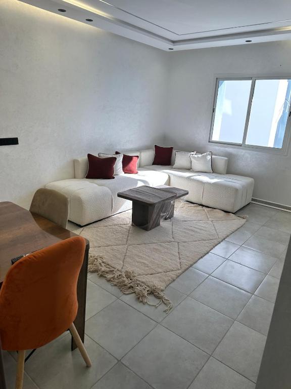 Chic Quiet Apartment near Beach & TGV - B&B Tangeri