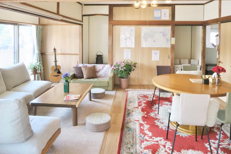 宇都宮ゲストハウス花ニ嵐 Guesthouse Hana ni Arashi - B&B Utsunomiya