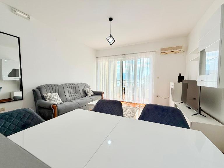 Lastva look - Bed and Breakfast Tivat