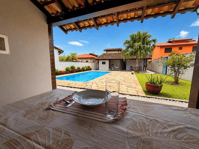 Mar Doce Lar - Casa de Praia Completa com Piscina - B&B Bertioga