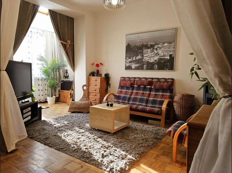 Big spacious family house Šoustalova street by HifiKlubBrno - B&B Lískovec