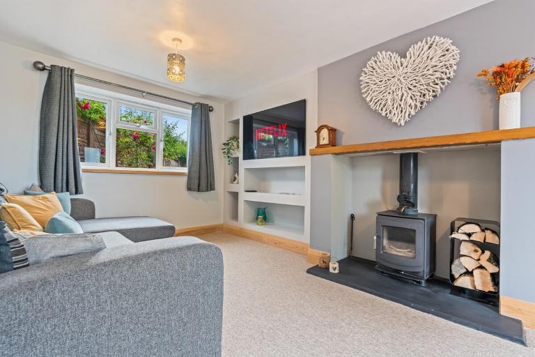 #135 Lux Countryside Retreat with HotTub - Sleeps 7 - B&B Astley