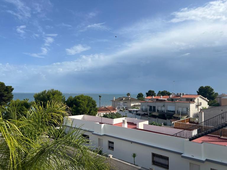 Duplex familiar con parking a 2 min de la playa - Bed and Breakfast Sant Carles de la Ràpita