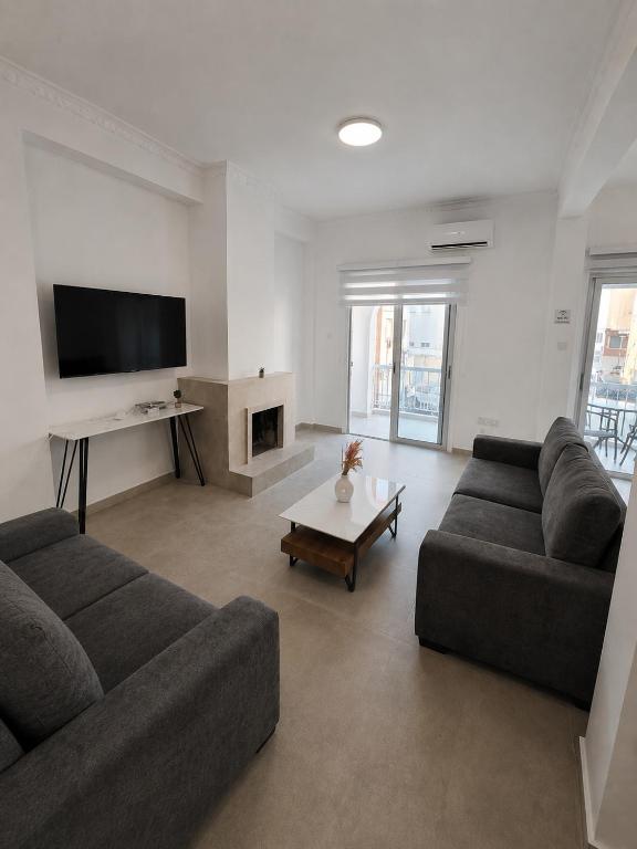 Maestro Ermou House - Chambres d'hôtes Larnaca