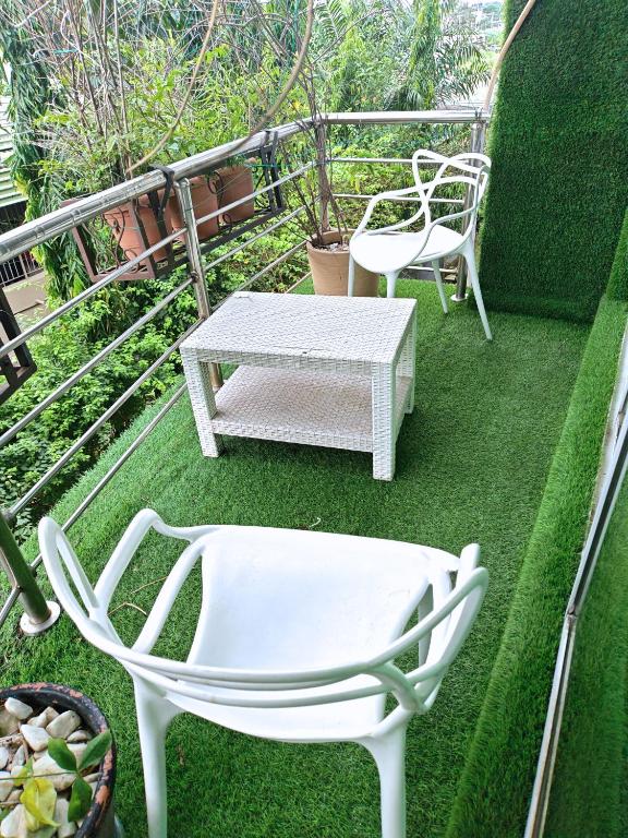 Luxury 1 Bedroom in the Heart of Ikeja GRA, Big Balcony, Big parlor, 24 Power, WiFi - B&B Ikeja