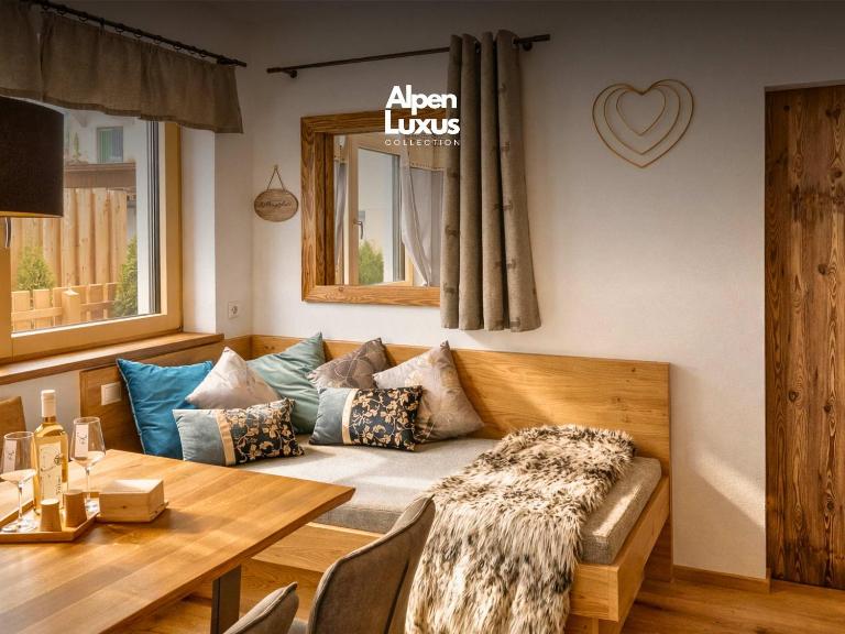 VERONIKAS Relax & Family Suite with Terrace - B&B Fügen