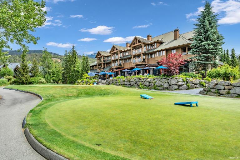 Summit Spin Swing House 峰湖逸境 - B&B Whistler