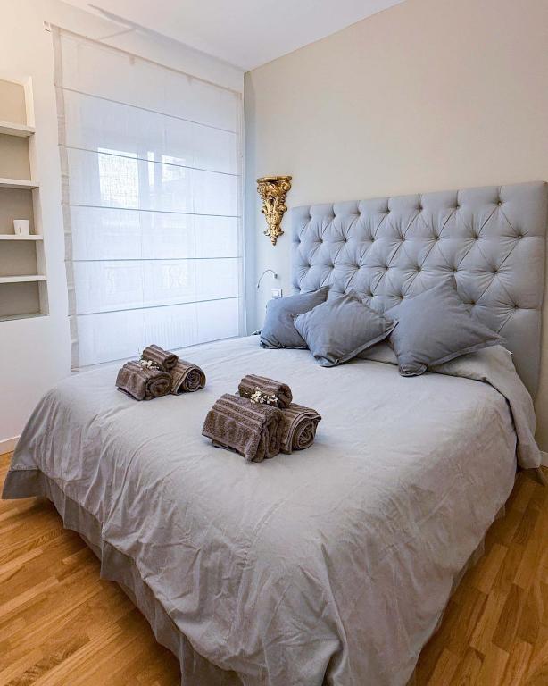 Colosseum Boutique Home - Elegant Design Apartment 300mt from the Colosseum - Ferienwohnung Rom