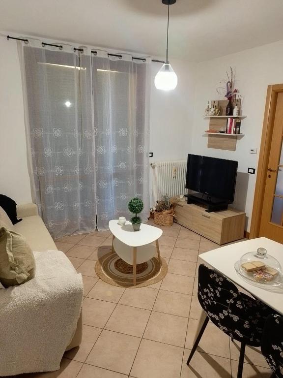 Pretty home near station & Free Parking - Ferienwohnung Castel Bolognese