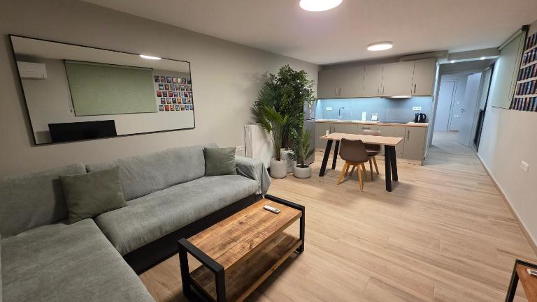 Stella House near Metropolitan & Holargos Metro Station - Chambres d'hôtes Athènes