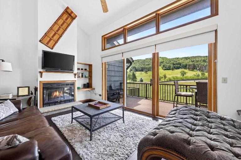 Walk to Lift Across from Holiday Valley AC - Ferienwohnung Ellicottville
