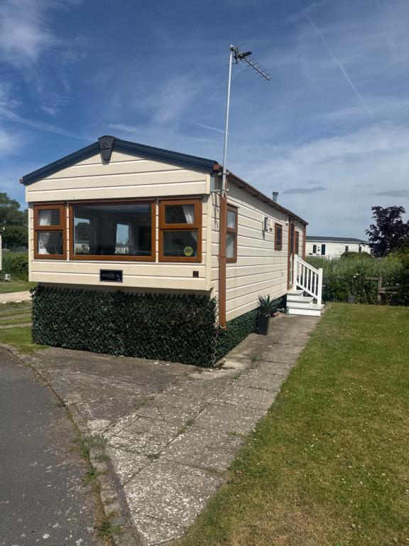 Haighs caravan hire - B&B Rhyl