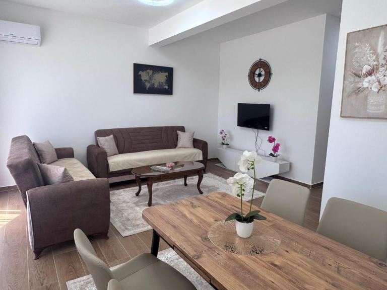XH Mani APARTMENTS - Ferienwohnung Ulcinj