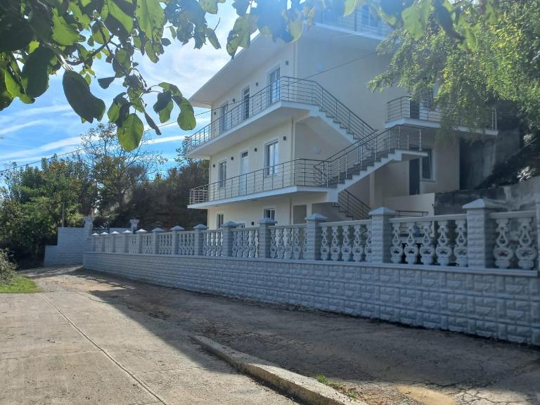Rozafa Hill View Apartments - B&B Shkoder