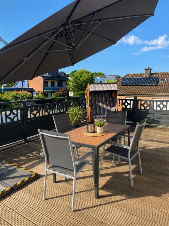 FeWo Auszeit eigene große Terrasse mit Strandkorb und Grill - B&B Wesel
