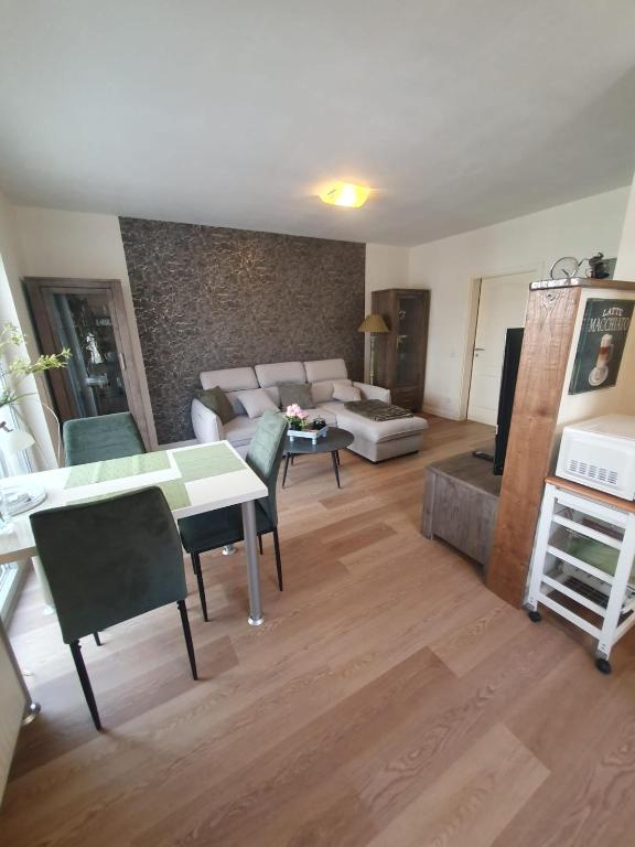 Ferienwohnung Dreiländereck - B&B Spechtholzhock