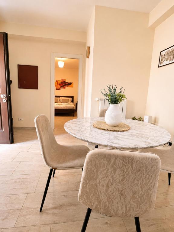 Cuore d'aquila - La dimora della Villa- Posto moto privato - Ferienwohnung L'Aquila