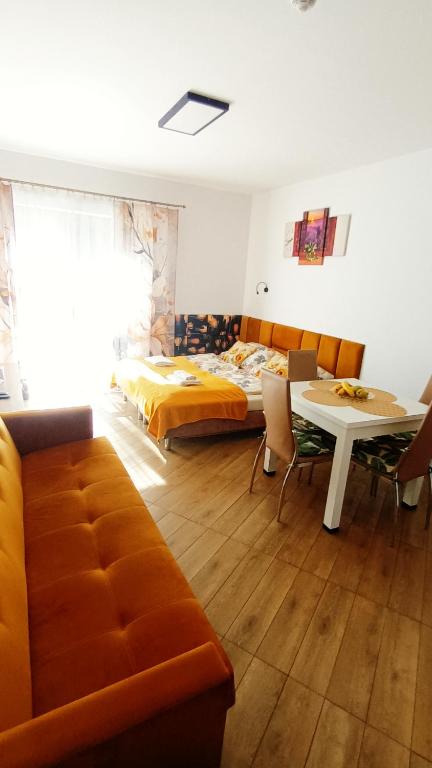 Apartament KWIATEK idealna lokalizacja, ogród, parking - B&B Szklarska Poręba