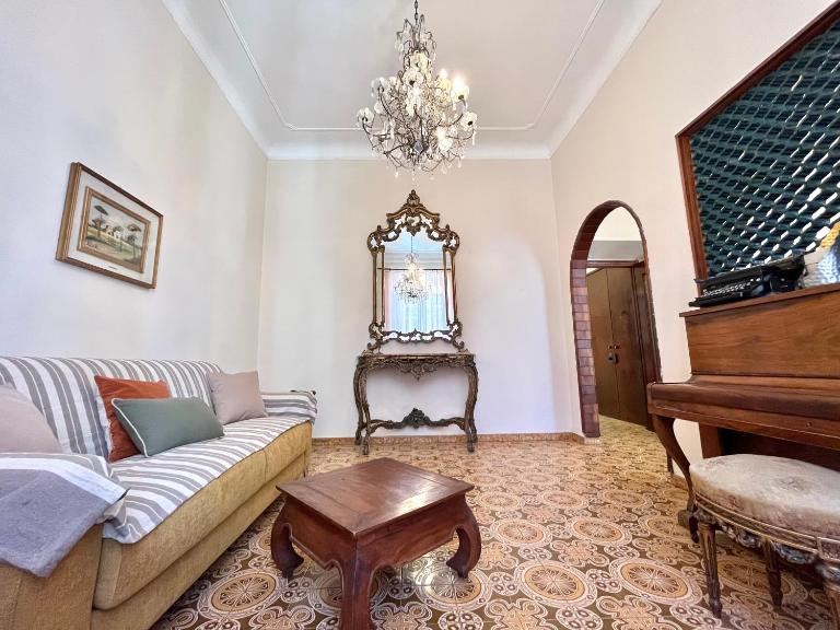 Creta House - B&B La Spezia
