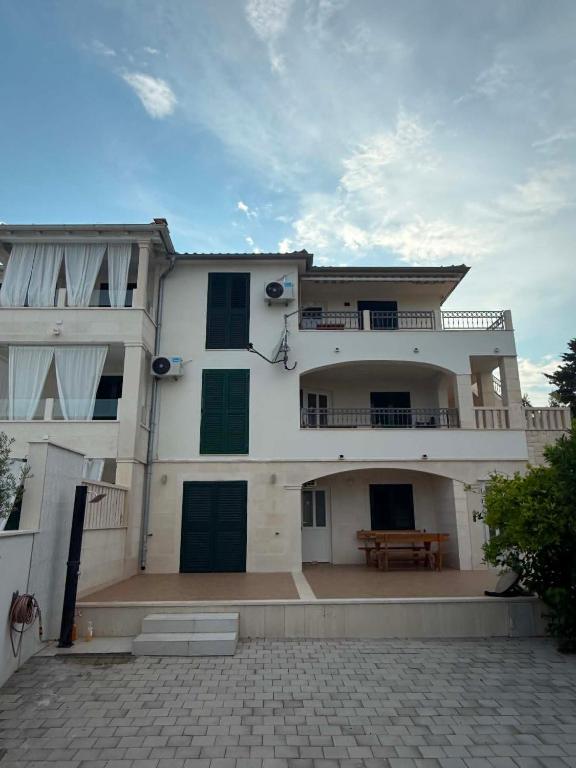 Apartments Melissa - Chambres d'hôtes Sumartin