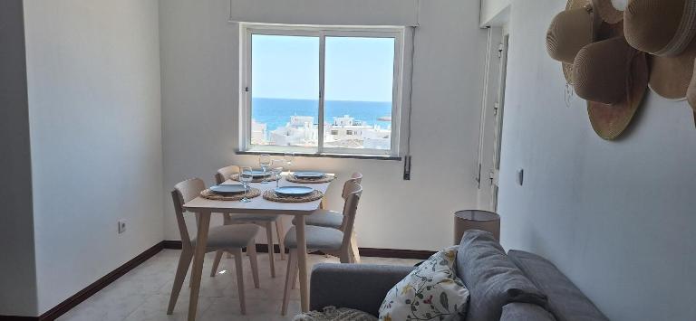Ocean Breeze - Bed and Breakfast Quarteira