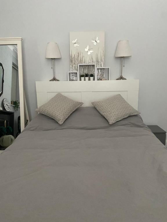 Spacious Double Studio-style room - B&B Orpington