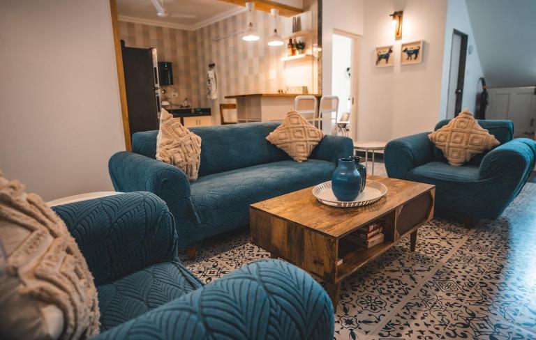 Casa Da Felicidad 3BHK Villa with Lawn & 2 Sun decks - B&B Cana