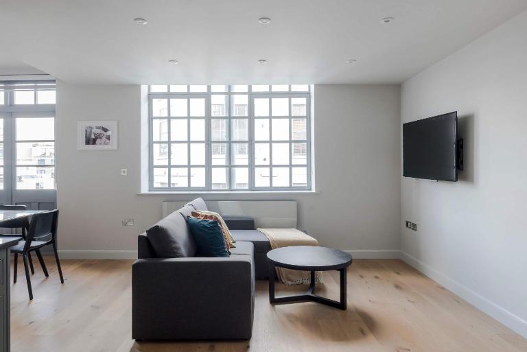 Clerkenwell 2-Bed - 2 Baths - Sleeps 6 - B&B London