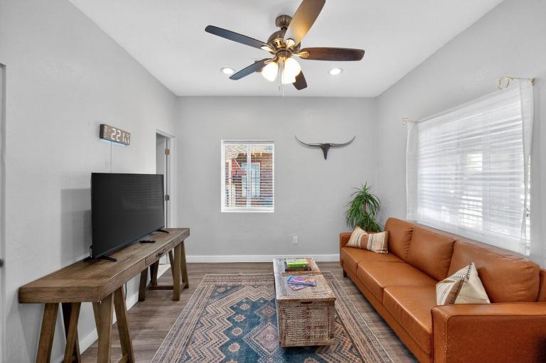Lux Mins To Chase Field Banner Med Valleywise - B&B Phoenix