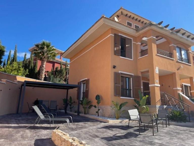 VillaSaona piscina terraza cerca de Benidorm 6 PAX - B&B Finestrat