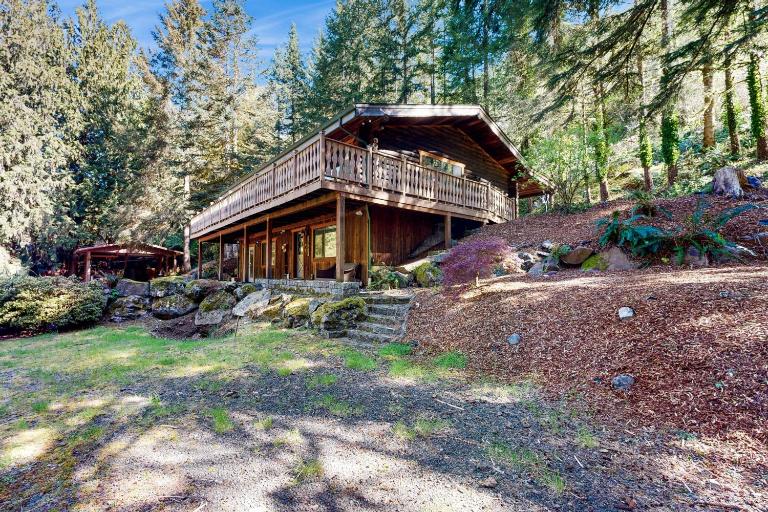 Kalama River View! Family-Friendly Nature Escape - Bed and Breakfast Kalama