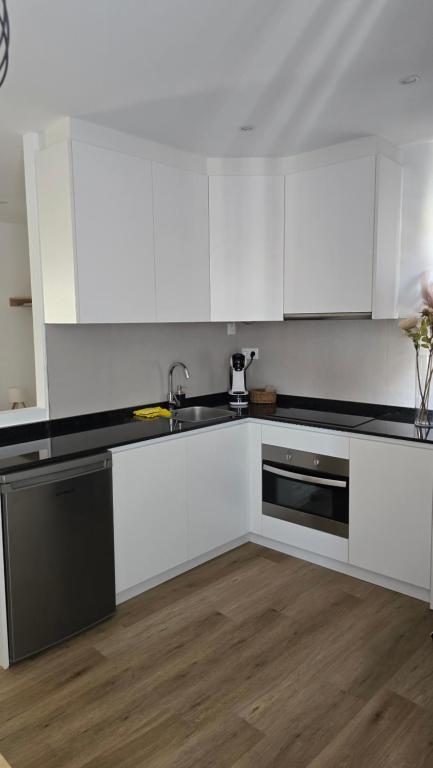 Loft Casco Viejo 4 - Bed and Breakfast Ourense