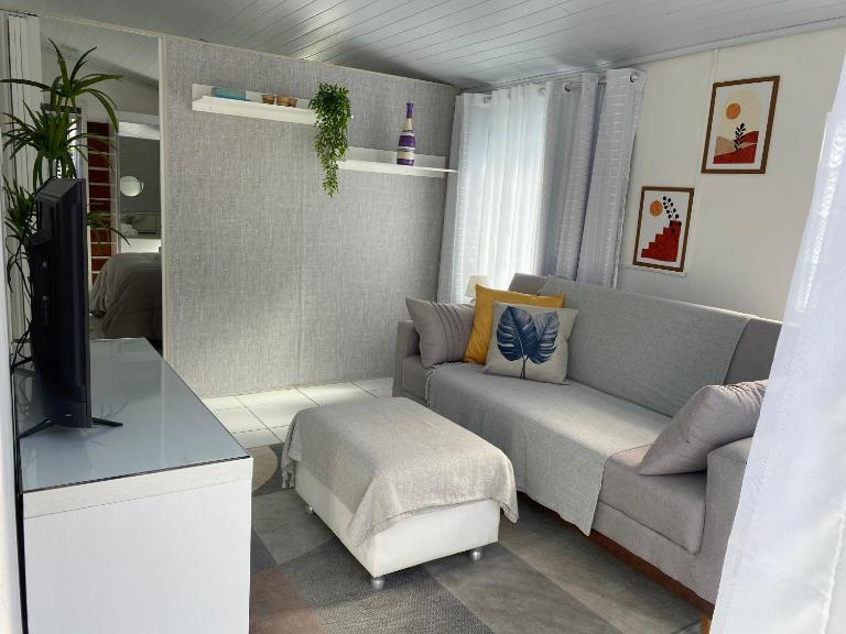 Anitápolis central -apartamento com jardim - Chambres d'hôtes Anitápolis