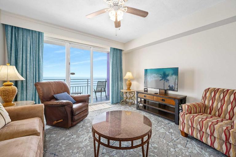 Beachfront Luxury Villa Ocean Walk Resort Daytona - Ferienwohnung Daytona Beach