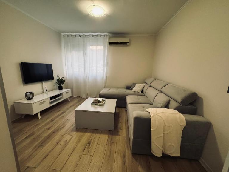 Bloom Apartment - B&B Mostar