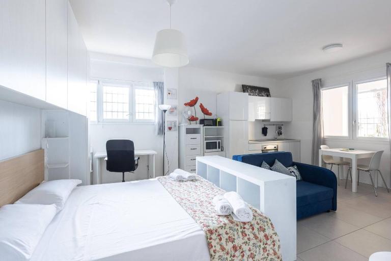 Elianto, Bologna by Short Holidays - B&B Bologna