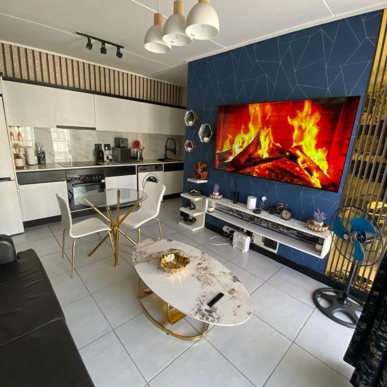 Xiluva Flower Smart Apartment - B&B Midrand