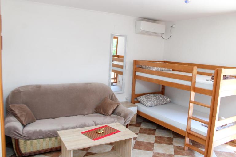 Bellora Studio House - Bed and Breakfast Donja Jošica