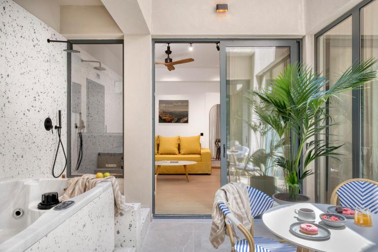 Dock 38 Apartments Collection - B&B El Pireo