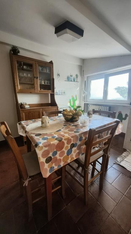 Appartamento panoramico al centro storico Lanuvio - B&B Lanuvio