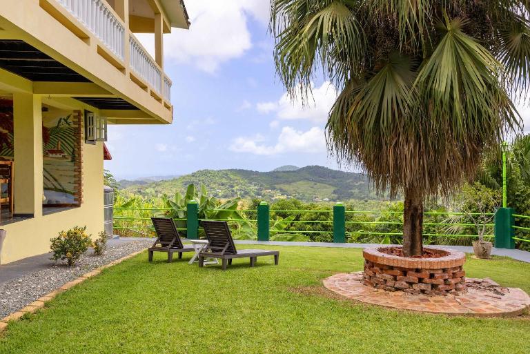 The Ceiba Villa by Otium - B&B Aguas Claras