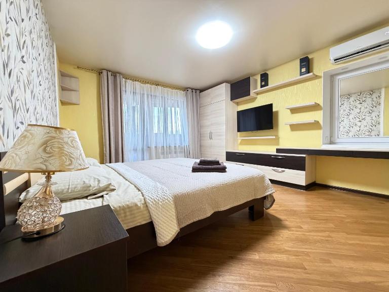 Comfort Family Apartment - Ferienwohnung Odessa