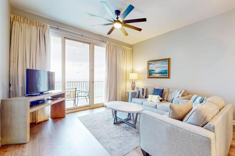 Bright getaway w gorgeous views - close to restaurants - Ferienwohnung Destin
