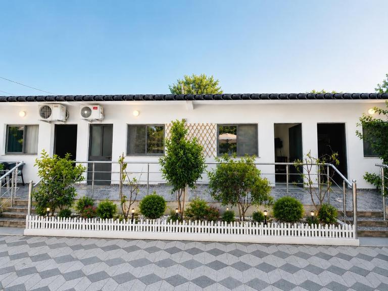 Dhoma Pushimi Ergi - Chambres d'hôtes Velipojë