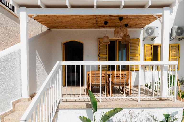 The Nostalgia Cottage Protaras - An Island Retreat - Bed and Breakfast Protaras