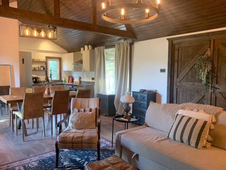 Hunters Cabin - Rustic farm stay - Ferienwohnung Great Chart