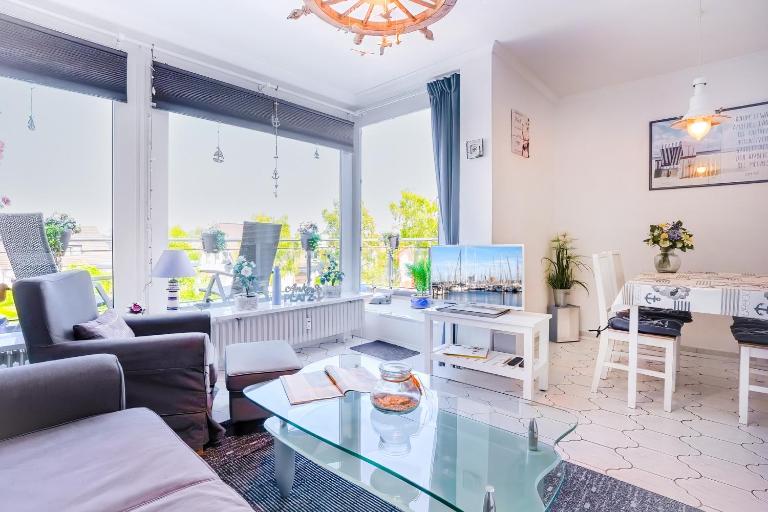 Haus Panorama Wohnung 38 - Bed and Breakfast Grömitz
