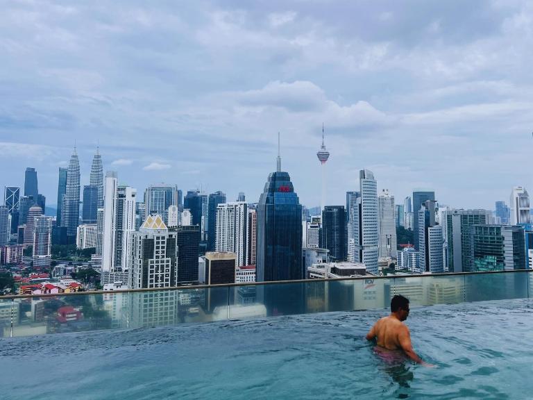 Regalia Residence The Sky Pool KLCC Luxury Suite by SS - B&B Kuala Lumpur