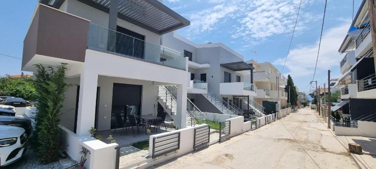 Crystal Sea Myrto Apartment - Chambres d'hôtes Ofrínion